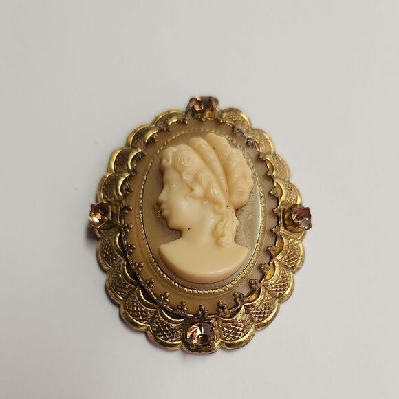 Western Germany Gold Cameo Pendant Left Facing Extremely Rare - Picture 1 of 10